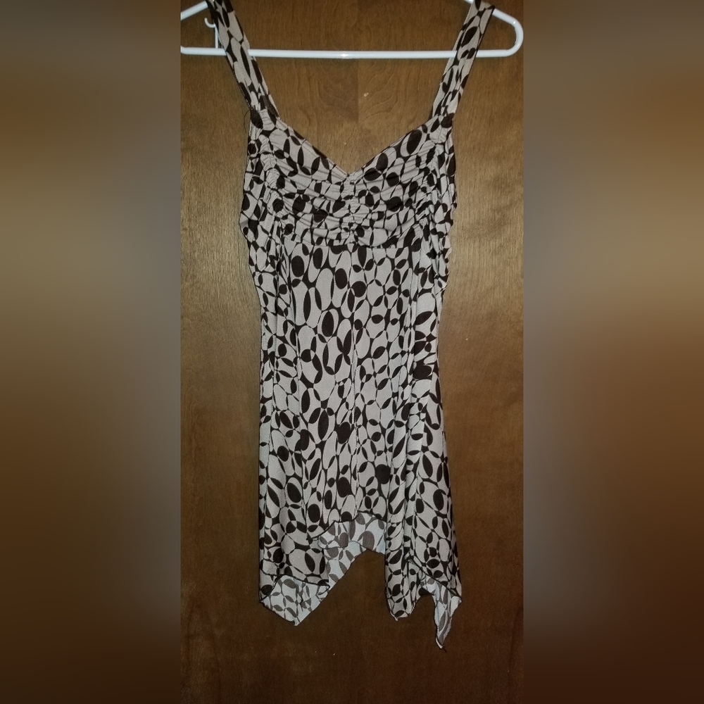 Cant Miss Abstract Asymmetetrical Top, M